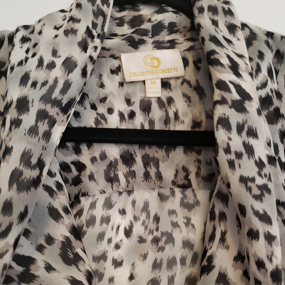 Leopard Print Drape Wrap Shirt - Picture 3 of 3